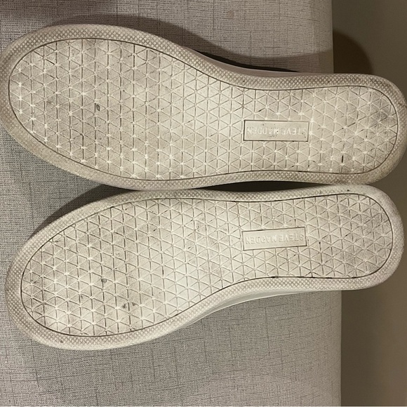 Steve Madden Zayna Camo Slipon sneakers, size 8.5 - Picture 5 of 6